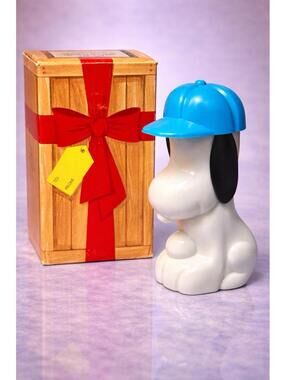 Avon 1970s Snoopy Sports Rally Bracing Lotion Figural Bottle With Box, 3.5x6”